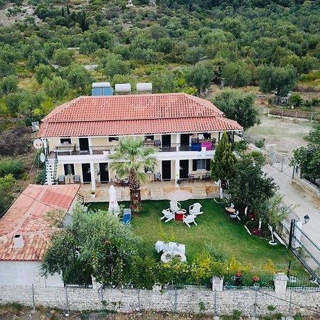 Green House Himare Bagian luar foto