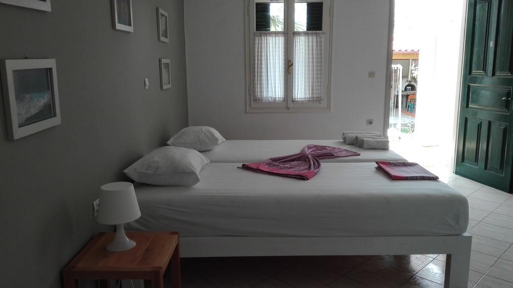 Green House Himare Bagian luar foto
