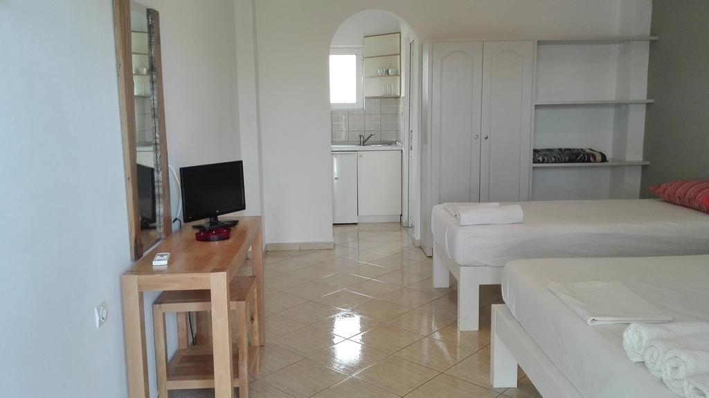 Green House Himare Bagian luar foto